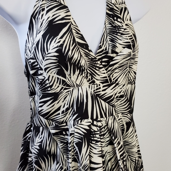 Halter Dress Palm Print NWOT - Picture 2 of 5